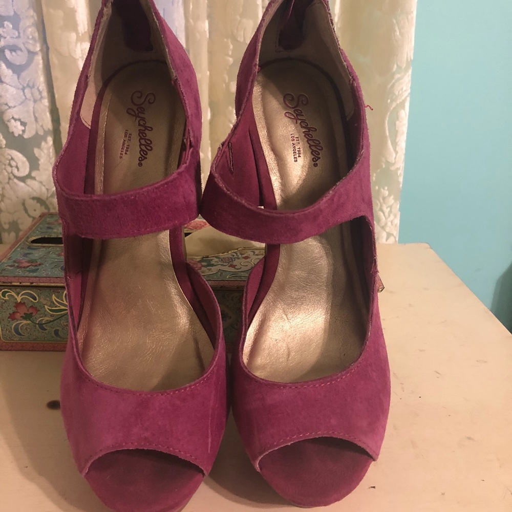 Seychelles Wedges - Picture 2 of 5